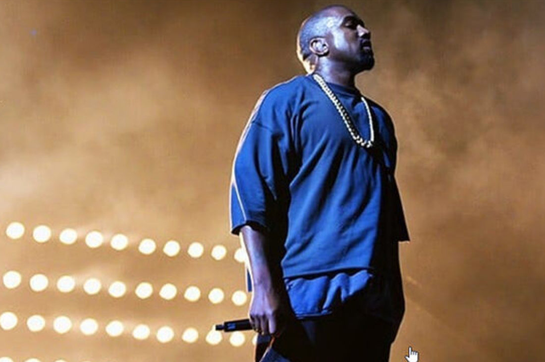 In concert with Drake, Kanye West begs Kim Kardashian to return to him